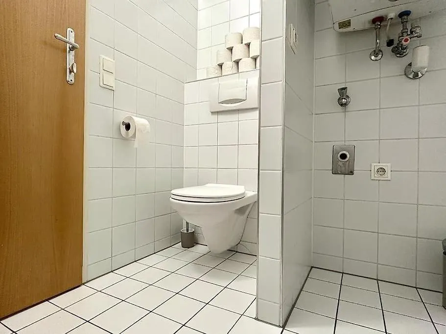 Chic Apartment - Quiet Area - Next To Hospital Vienna Austria