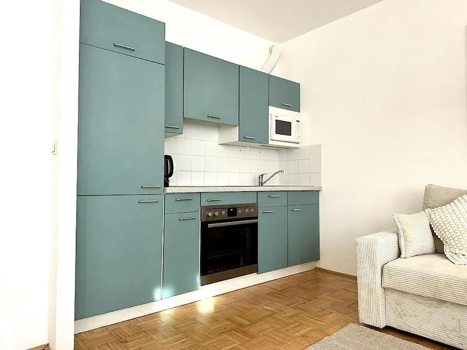 Chic Apartment - Quiet Area - Next To Hospital Vienna Austria